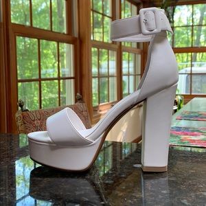 Platform high heels NWOT